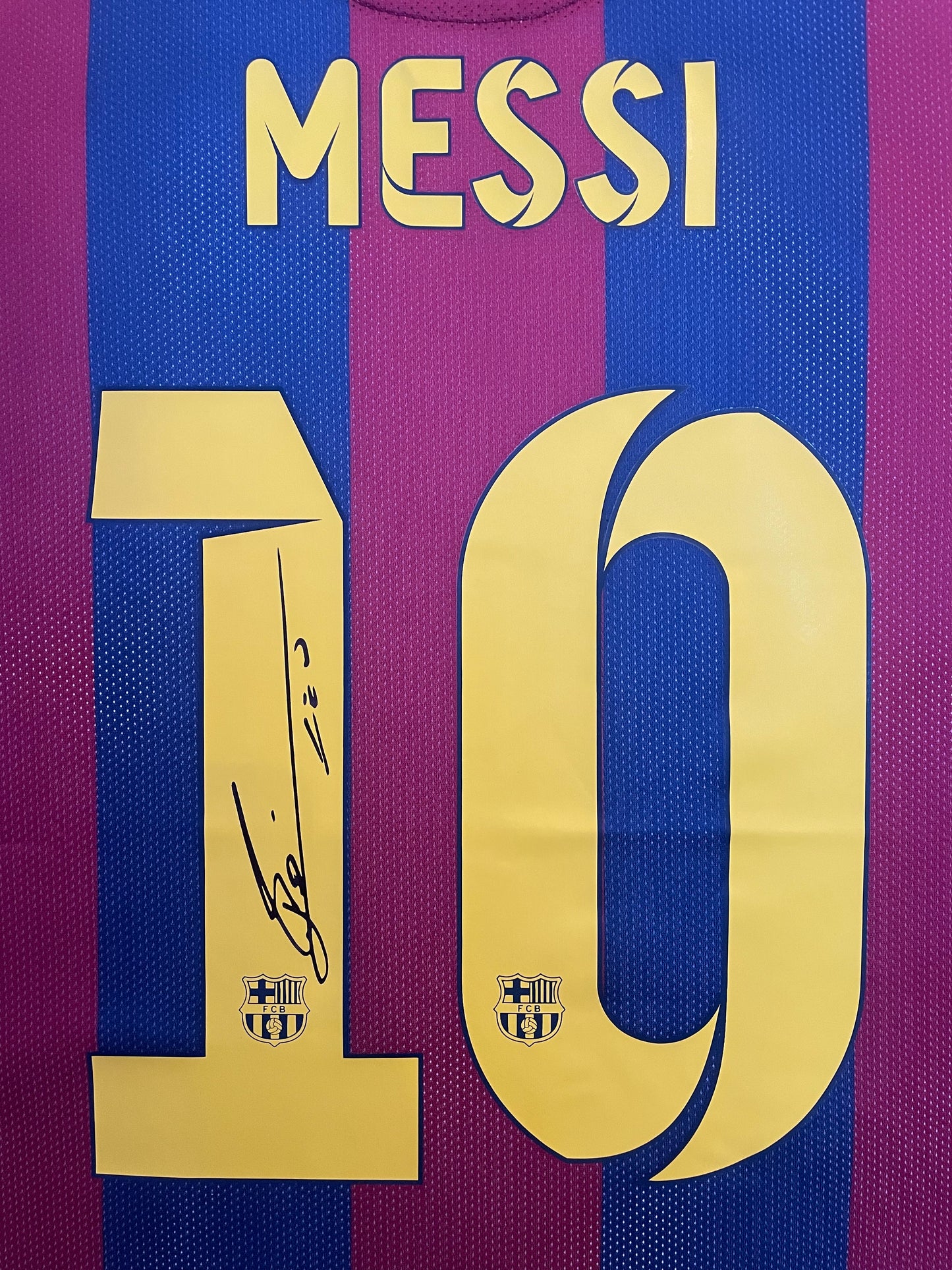 Lionel Messi Signed Barcelona 2014/15 Framed Home Shirt with COA