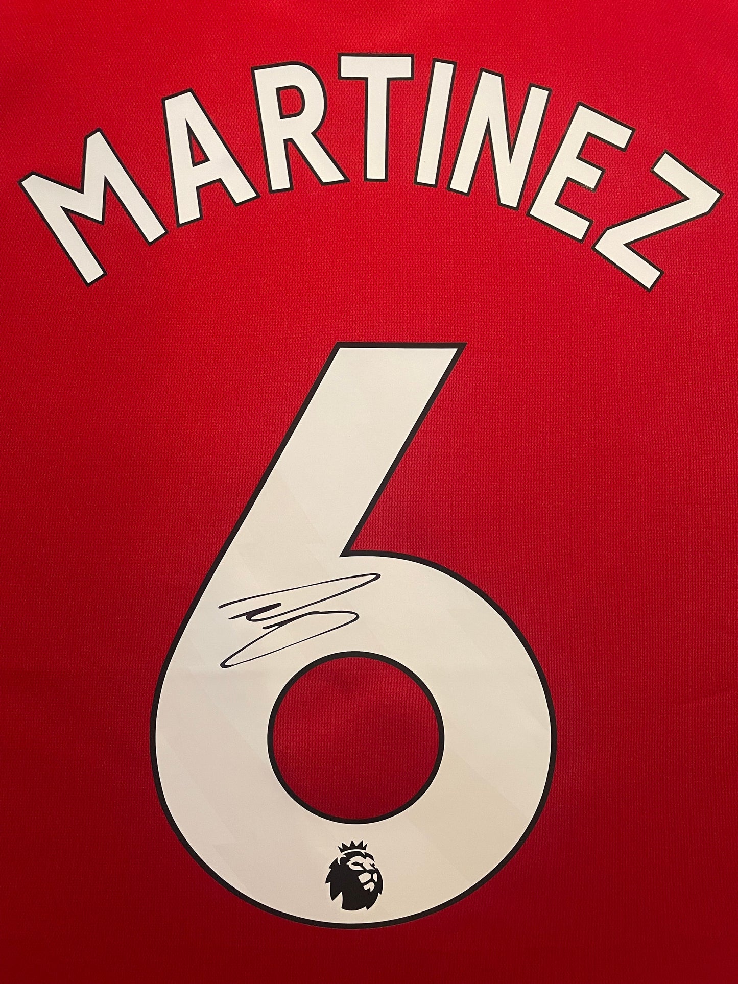 Lisandro Martinez Signed Manchester United 2023/24 Framed Home Shirt with COA